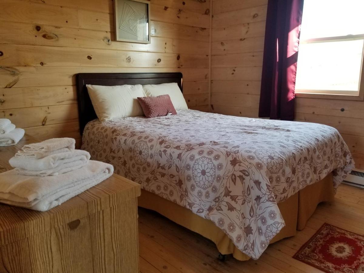 Blue Spruces Cottages Hampton Εξωτερικό φωτογραφία