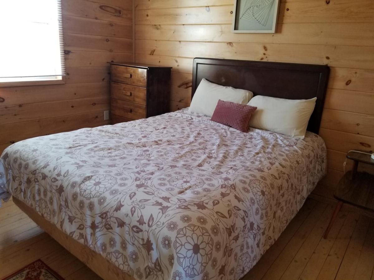 Blue Spruces Cottages Hampton Εξωτερικό φωτογραφία